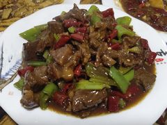 尖椒牛柳-红实家常菜(静安里店)