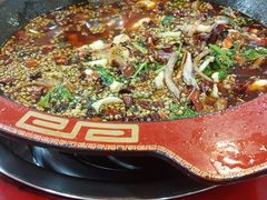 -烧哥美蛙肥肠鱼火锅·十五年社区店