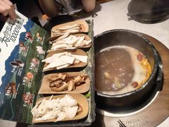 -芸山季·云南山珍菌火锅(人民广场来福士店)