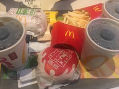 -麦当劳(世界城广场店)