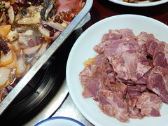 -丹水桥地锅鱼·翘嘴鲌·地方特色全鱼宴(丹江口大坝店)