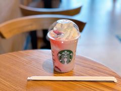 -星巴克(青岛火车北站候车大厅店)