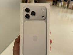 -Apple零售店(玄武湖店)