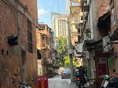 -梁阿婆廿年老牌扣肉糯米饭