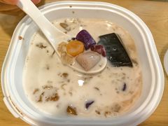 -满记甜品(优客百盛店)