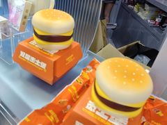 -上海跨国采购会展中心