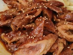 -老鼎万春卤菜(五代传承创始老店)