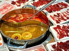 -来龍儿鲜切牛肉自助老火锅