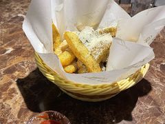 -Let'sBURGERplus·非常创意汉堡(三里屯店)