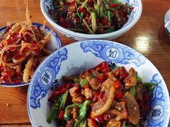 小炒黄牛肉-传统菜农庄(皇姑路店)