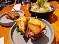 -SHAN山(前滩太古里店)