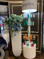 点击看大图 -八佰伴8008星级形象店
