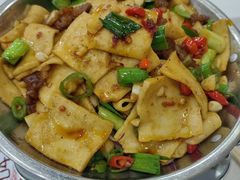 -江城燕子大排档(江汉路步行街店)