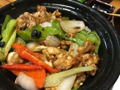 干锅牛蛙-盈田盈粥庄(博山东路店)
