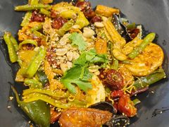 -醉人椒麻辣香锅(王府井喜悦店)