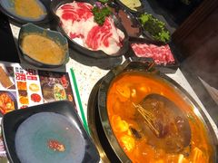 -炙爱鮮貨火锅(中东砂之船店)