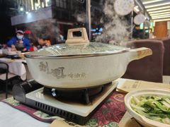 -刘姐啤酒鱼民族演艺餐厅(西街总店)