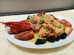 -方鼎食府