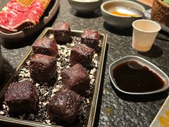 -三出山火锅(南京万象天地店)