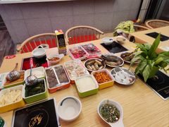 -杨老板·海鲜集市火锅·鲜切牛肉(中防万宝店)