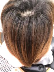 -Tloml salon
