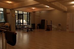 -无界瑜伽普拉提