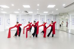 -深舞形体民族舞蹈工作室