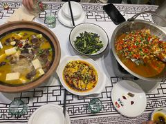 -严三毛口味虾·小严同学的店(曙光路直营店)