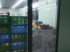 -全家便利店(漕溪北路七店)