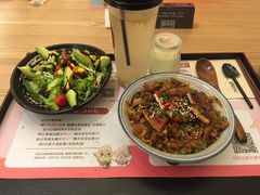 牛油果黑醋沙拉-鳗鳗的爱(远洋未来广场店)