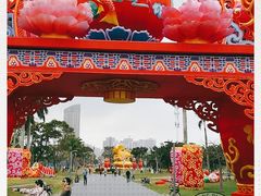 -万绿园