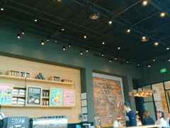 大堂-星巴克臻选(成都环球乐天店)