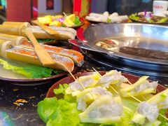 -憨孃孃·重庆老火锅(红山黑金店)
