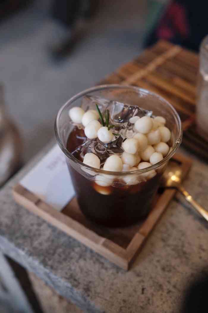 tiny coffee·草芥咖啡-"94寻一处清心静雅之地,与友三两人,吃茶.