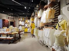 -ONE MOMENT(北京朝外店)