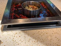 -二荆条·蜀鲜汇城市森林火锅