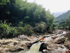-虎啸峡漂流