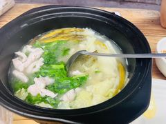 -陆师傅砂锅烫菜(圆通街店)