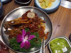 -明洞阿姨·韩式酱蟹烤肉·创意料理(三元桥店)