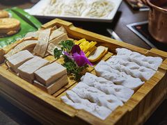 豆腐四拼-老诚一锅羊蝎子(黄寺大街店)
