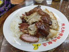 三拼烧味饭-陈光记烧腊店(罗保博士街店)