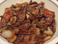 -侬佳蒸菜馆(听潮店)