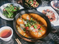 金汤酸菜黑鱼片-朱家小厨(红塔西路店)