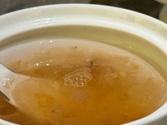 陈皮桃胶炖小香梨-宫燕府·京菜·烤鸭·淮扬菜(王府中心店)