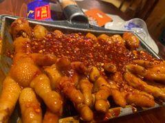 火辣鸡爪-恩你小木屋米酒店(安盛店)