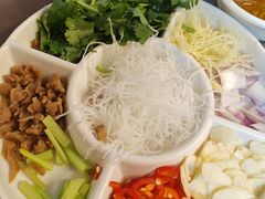 -官塘陈记鱼生·潮汕砂锅粥·牛肉火锅(潮枫路总店)