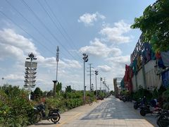 -四川小胡子海鲜(丁村万人海鲜广场店)