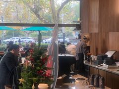 -星巴克臻选(南京艾尚天地店)