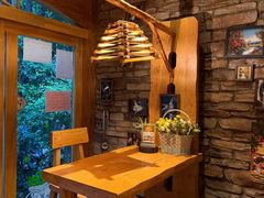 -月亮眼花园餐厅书吧酒吧