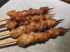 五花肉-路边摊小炉子烧烤